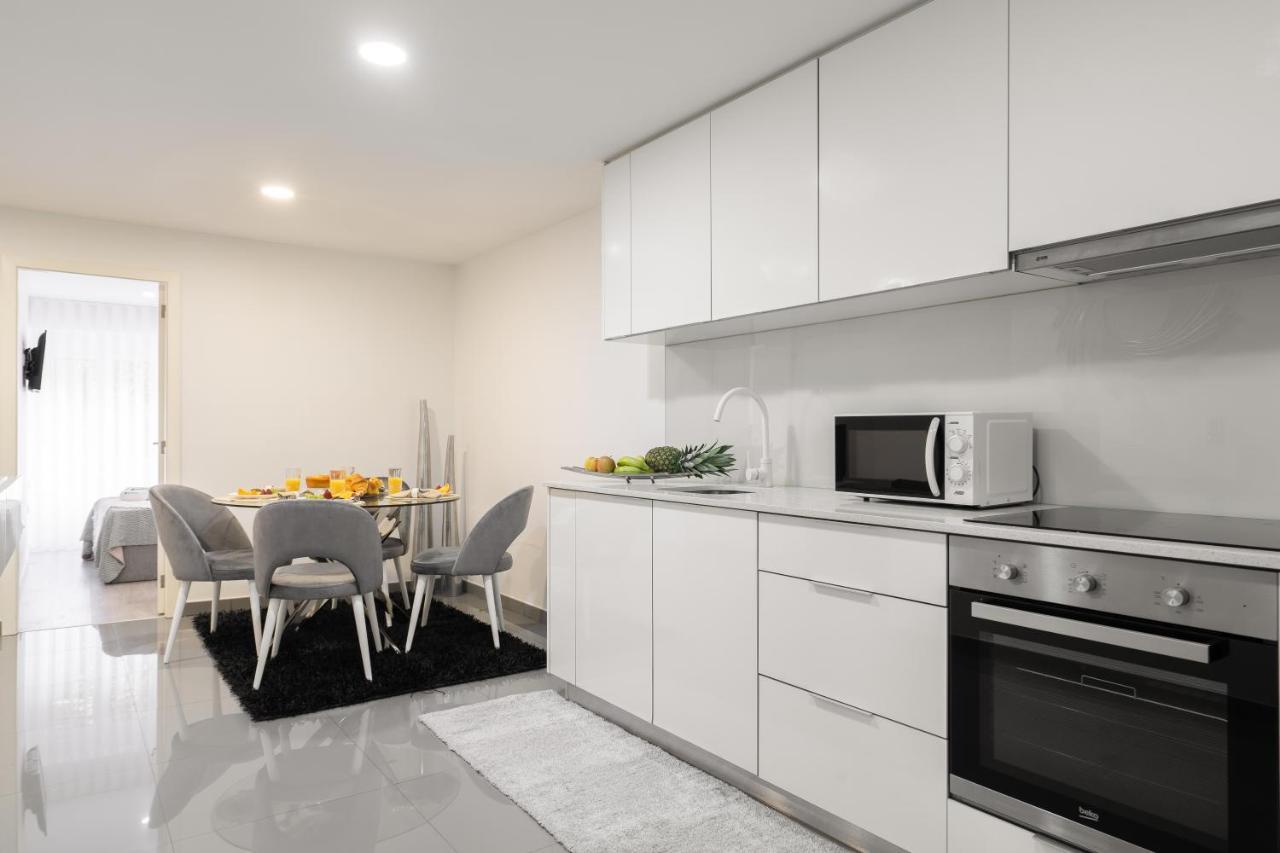 Host Wise - Spacious Noble Apartaments Ace Location Porto Eksteriør billede