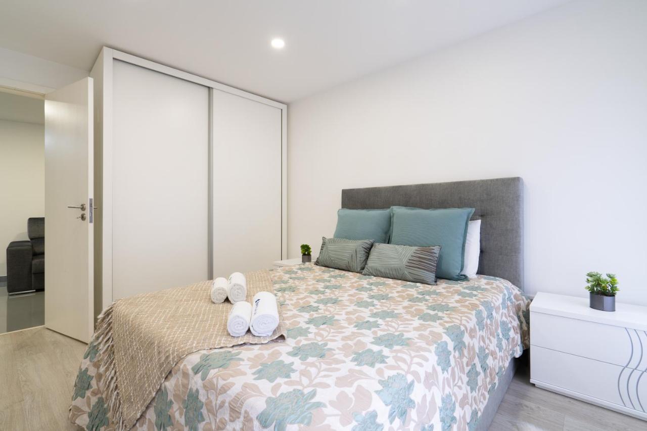 Host Wise - Spacious Noble Apartaments Ace Location Porto Eksteriør billede