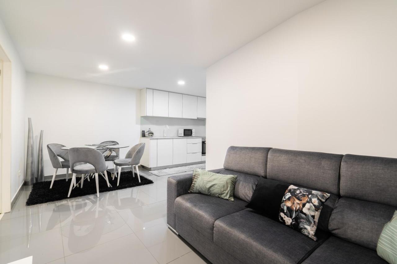 Host Wise - Spacious Noble Apartaments Ace Location Porto Eksteriør billede