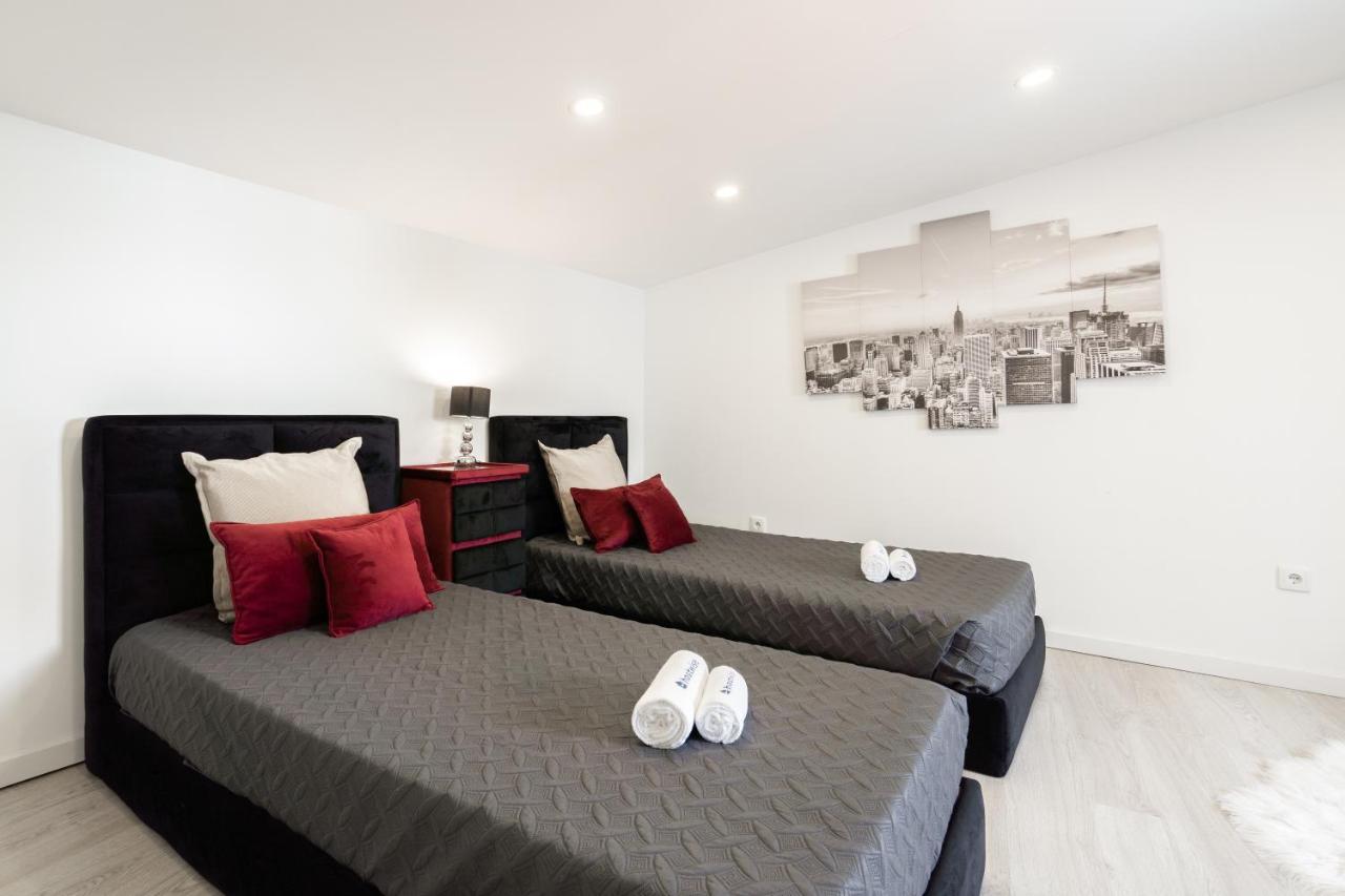 Host Wise - Spacious Noble Apartaments Ace Location Porto Eksteriør billede