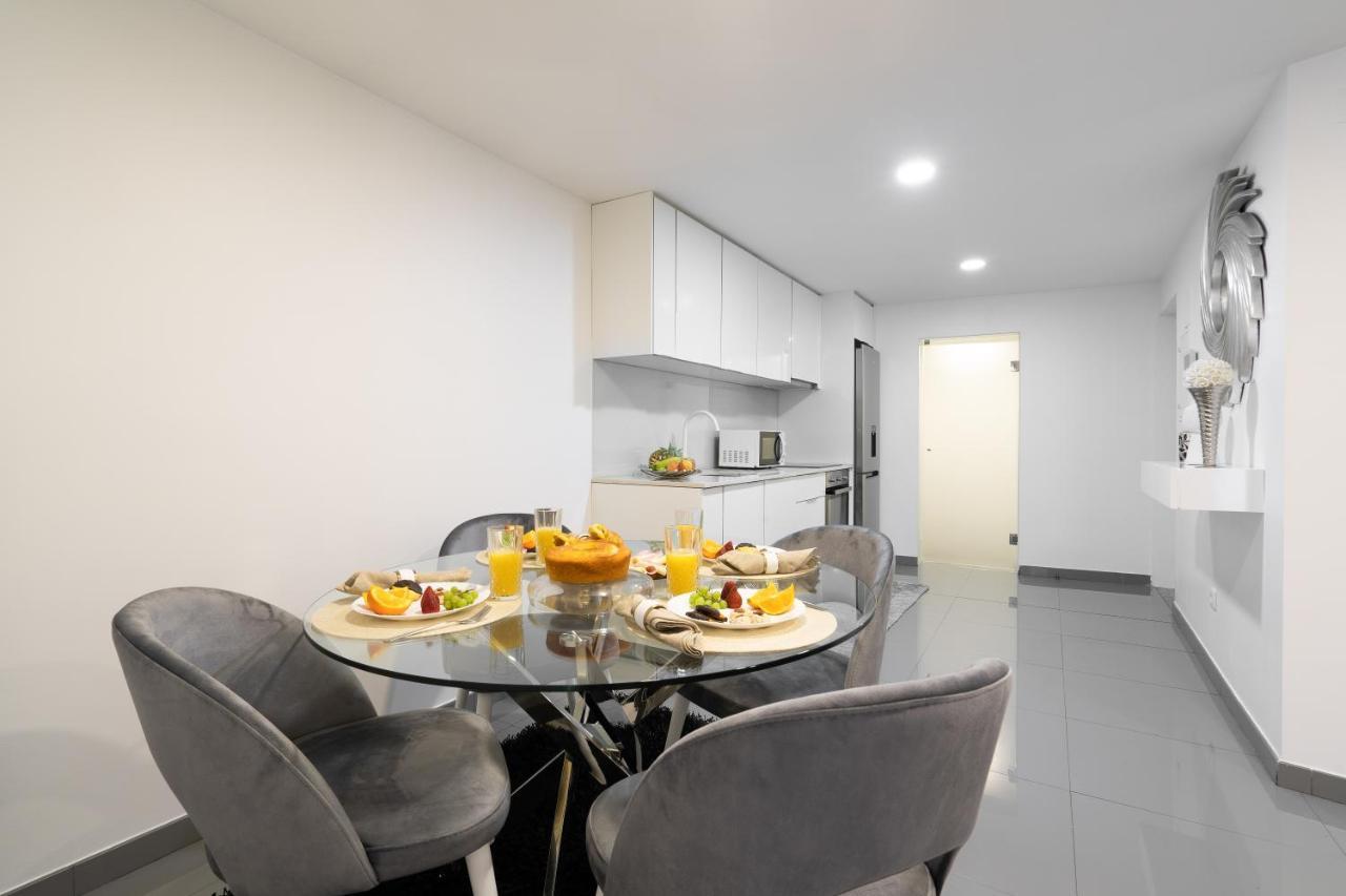 Host Wise - Spacious Noble Apartaments Ace Location Porto Eksteriør billede